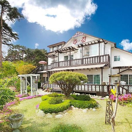 Gyeongpo Woosung Pension Gangneung Eksteriør bilde